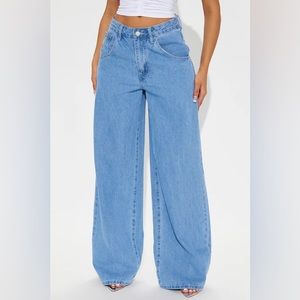 SOLD OUT ON FN Main One Baggy‎ Wide Leg Jeans